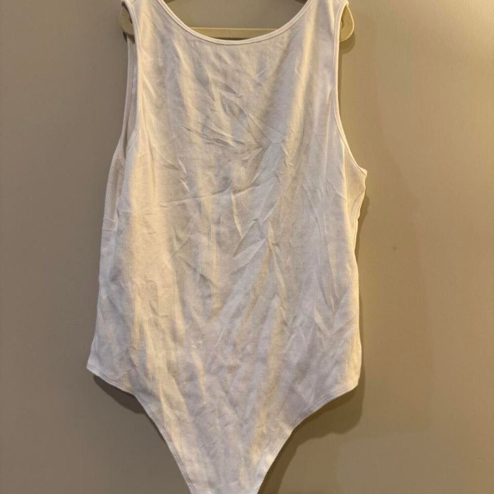 Aerie Women's White Bodysuit Size XL